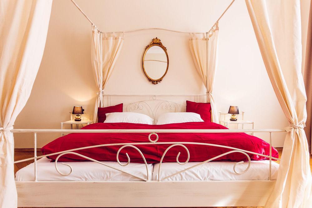 Hotel Carinthia Velden 4*