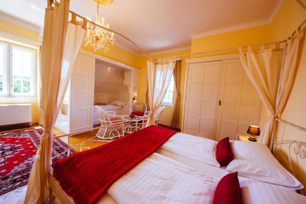 Carinthia Velden Hotel